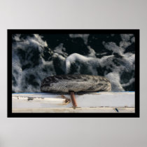 Ufer und Rad eines Fischerbootes poster
