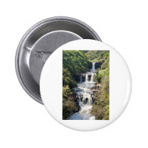 Umauma fällt in Hawaii-Nahaufnahme Anstecknadelbutton