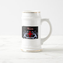 Unberechtigter Becher Kaffee Tassen