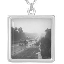 Verkehr auf Landstraße Schmuck