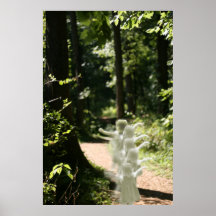 Waldfeen in verzaubertem Wald Posterdrucke