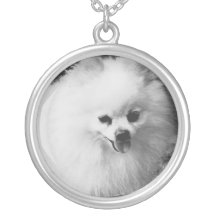Weiße Pomeranian Halskette