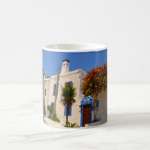 Weiße Zuhause-Blau-Eingänge Tee Tasse