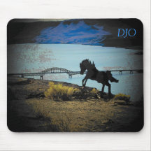 Wildes Pferd an günstigem Mousepads