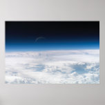 Wolken und schwacher Mond Plakatdrucke