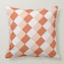 Wurfkissen des orange und weißen Quadrats