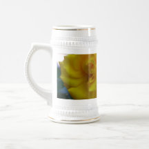 Zwei gelbe Rosen mit Blätter - Blumenphotographie Kaffee Tassen