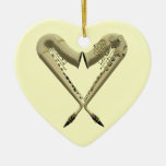 Zwei Saxophon-Herz-Form auf Herz-Verzierung Weihnachtsornament