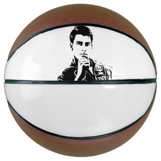 講義を受講中の青年 BASKETBALL