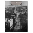 Suche nach auf der stadt klemmbrett Kirche