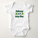 Suche nach feiern babykleidung Jahr