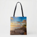 Suche nach felsen taschen Ozean