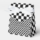 Suche nach paket papier geschenk box Weiß