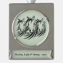 Suche nach schwarzes pferd ornamente Reiter