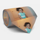 Suche nach kinder krawatten Foto