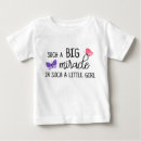 Suche nach mädchen baby tshirts Neugeborene
