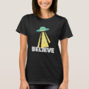 Suche nach alien frauen tshirts Für