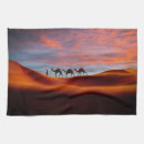 Suche nach kamel geschirr tücher Wüste