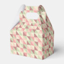 Suche nach dreiecke papier geschenk box Muster