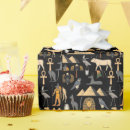 Suche nach pyramide geschenkpapier Muster