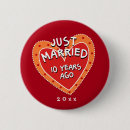 Suche nach 10 hochzeitstag buttons Couple
