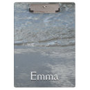 Suche nach weg zu vom strand klemmbrett Wellen