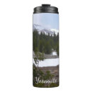 Suche nach schneebedeckter winter tassen Gebirge
