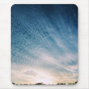 Suche nach loch in einem mousepads Wolken