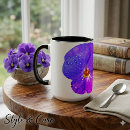 Suche nach viola tassen Blume