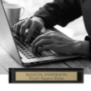 Suche nach namensplaketten Mitarbeiter