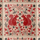 Suche nach eichhörnchen fliesen Wald