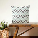 Suche nach geometric pattern kissen Dreiecke