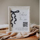 Suche nach schwarzes band poster Kokette