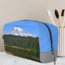 Suche nach schneebedeckter wald accessoires See