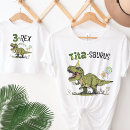 Suche nach dinosaur tshirts Geburtstagsparty