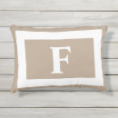 Suche nach beige kissen Monogramm