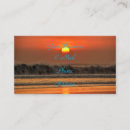 Suche nach sonnenuntergang über visitenkarten Meer