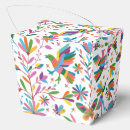 Suche nach traditionelles muster papier geschenk box Folklore