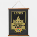 Suche nach leeds poster Schwulengeschenke