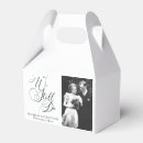Suche nach 50th anniversary papier geschenk box Elegant
