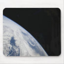 Suche nach erde vom raum mousepads Blauer planet