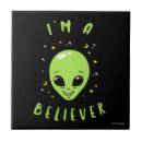 Suche nach alien fliesen Outer space