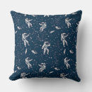 Suche nach astronaut kissen Konstellationen