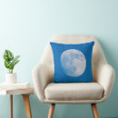 Suche nach vollmond kissen Superstock