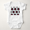 Suche nach vinyl babykleidung Illustration