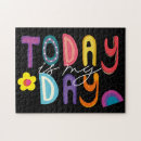 Suche nach modern puzzle Typografisch