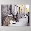 Suche nach armut poster Englisch