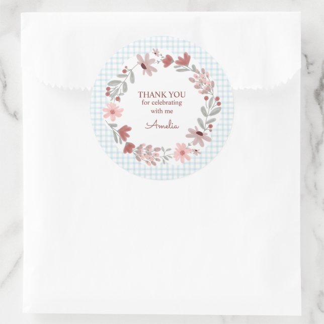 001 Himmelblauer Wildblumen-Bogenrahmen Gingham Runder Aufkleber (Tasche)