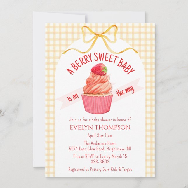 010 Bernstein-Karo-Beere Süße Erdbeer-Baby-Party Einladung (Vorderseite)
