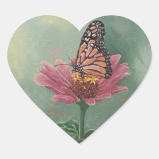 0465 Monarchschmetterling über Zinnia Herz-Aufkleber